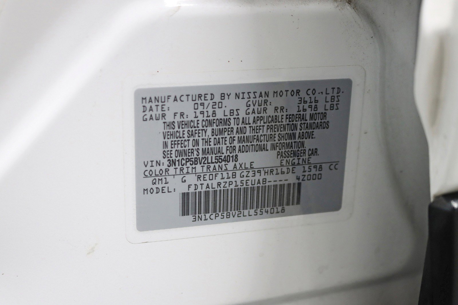 Used 2020 Nissan Kicks S image 35