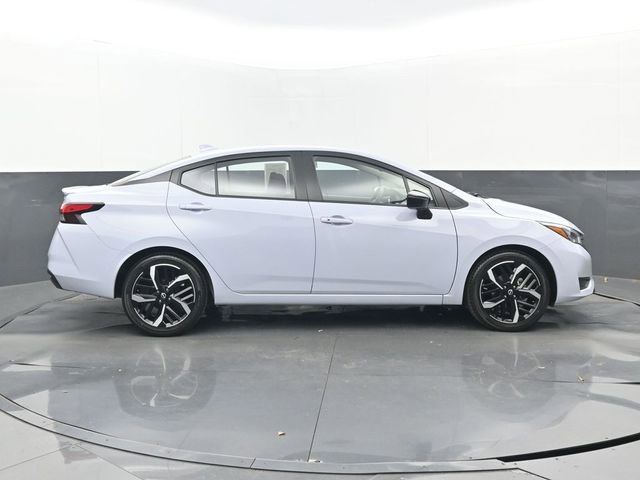 Used 2025 Nissan Versa SR w/ Electronics Package image 2