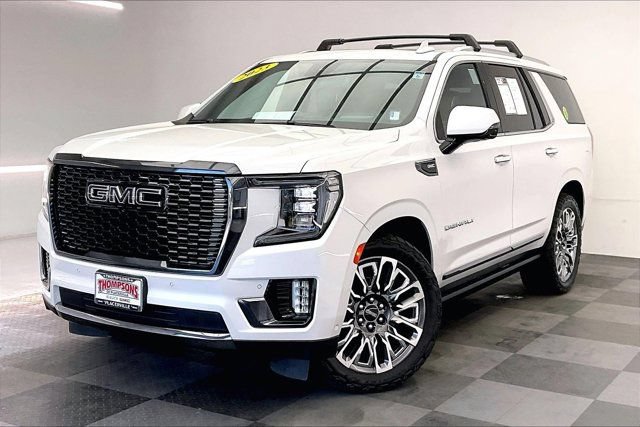Used 2023 GMC Yukon Denali Ultimate AWD/4WD image 12
