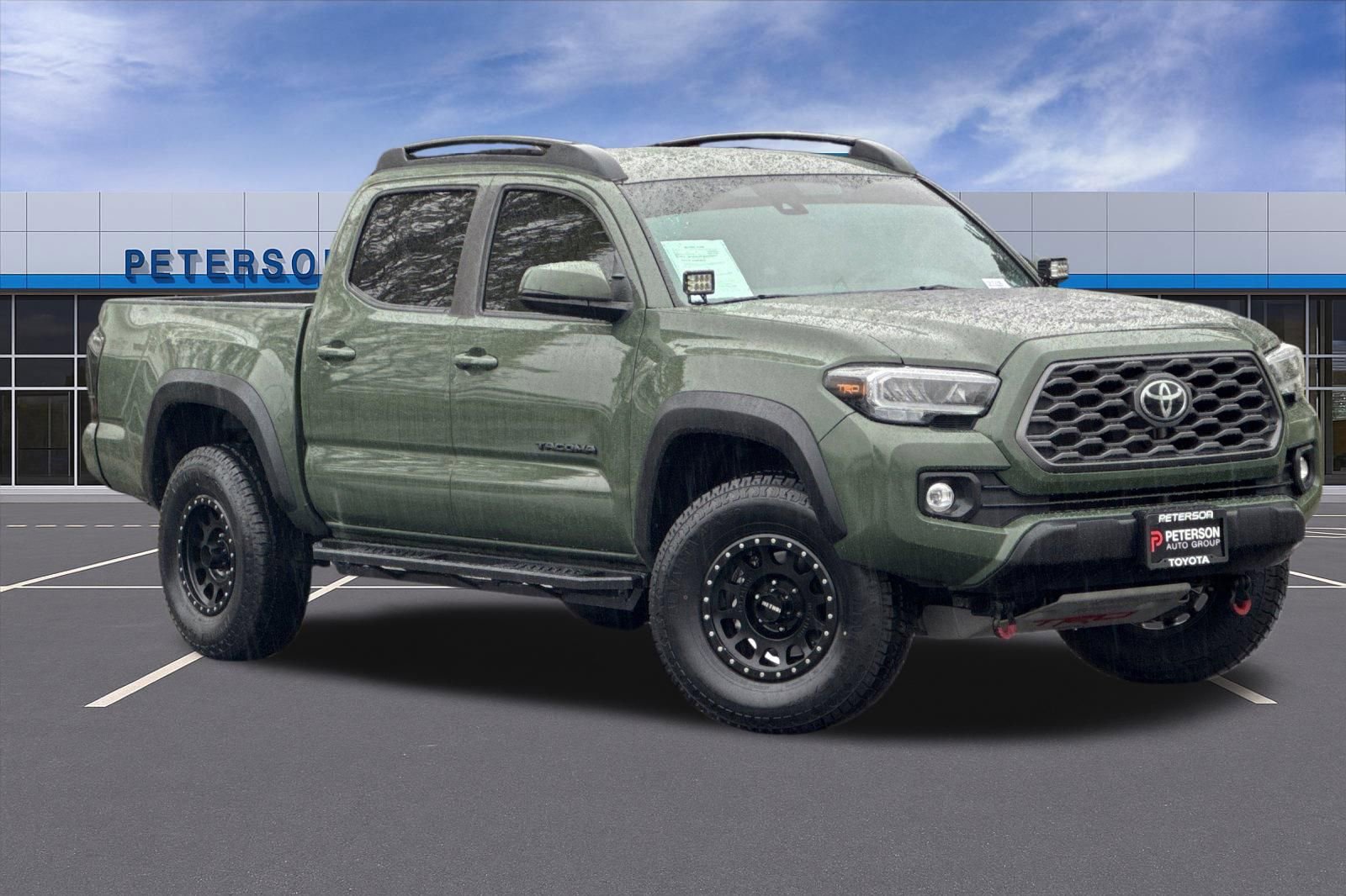Used 2021 Toyota Tacoma TRD Off-Road w/ Technology Package image 2