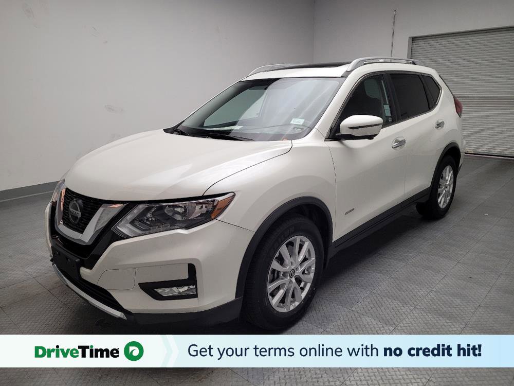 Used 2018 Nissan Rogue SV w/ Premium Package
