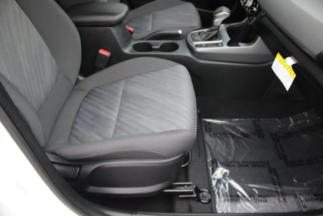 Used 2025 Kia Seltos LX AWD/4WD image 31