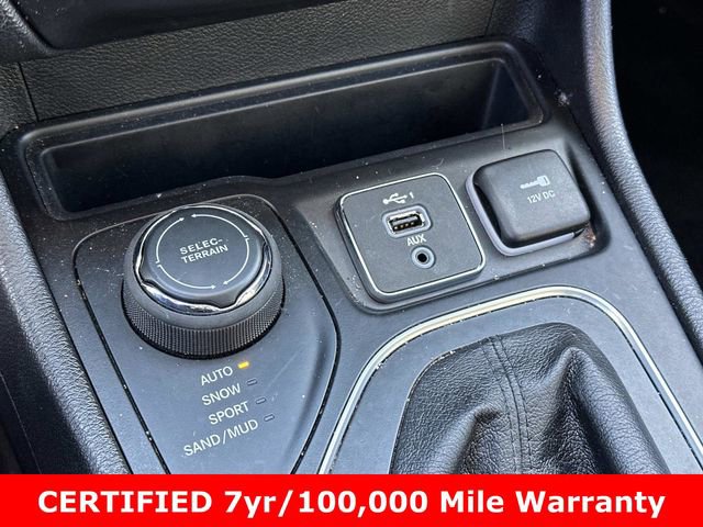 Certified 2021 Jeep Cherokee Latitude Lux image 23