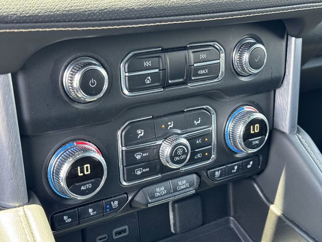 Used 2024 GMC Yukon SLT AWD/4WD image 24