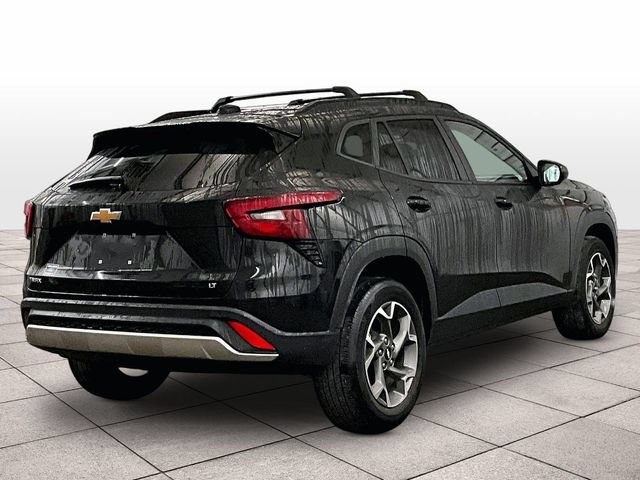 Used 2024 Chevrolet Trax LT w/ Driver Confidence Package FWD image 11