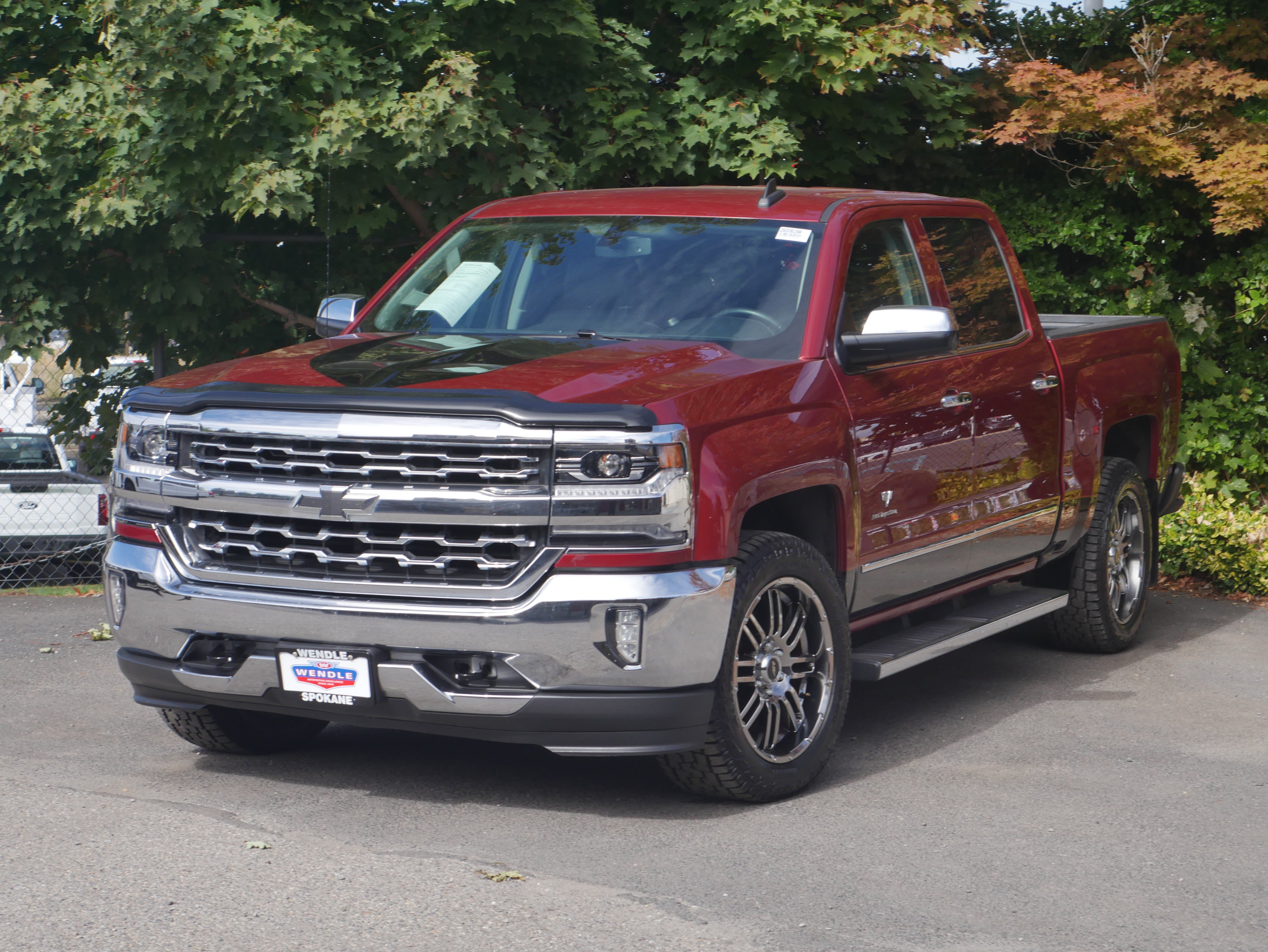 Used 2018 Chevrolet Silverado 1500 LTZ AWD/4WD image 2