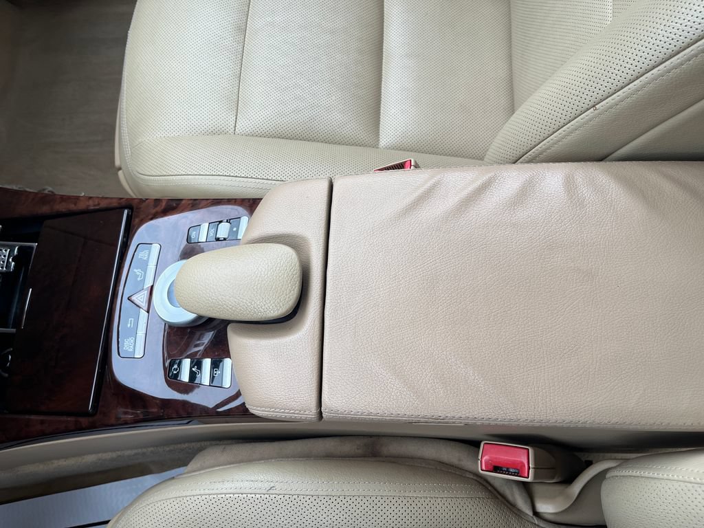 Used 2013 Mercedes-Benz S 550 image 16