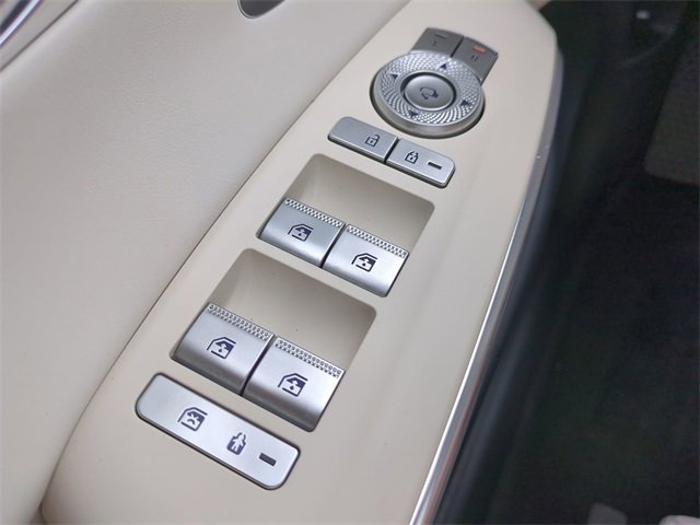 Certified 2025 Genesis Electrified GV70 Advanced image 24