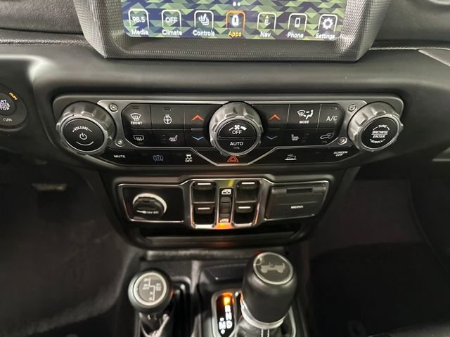 Used 2023 Jeep Wrangler Unlimited Sahara w/ Cold Weather Group image 23