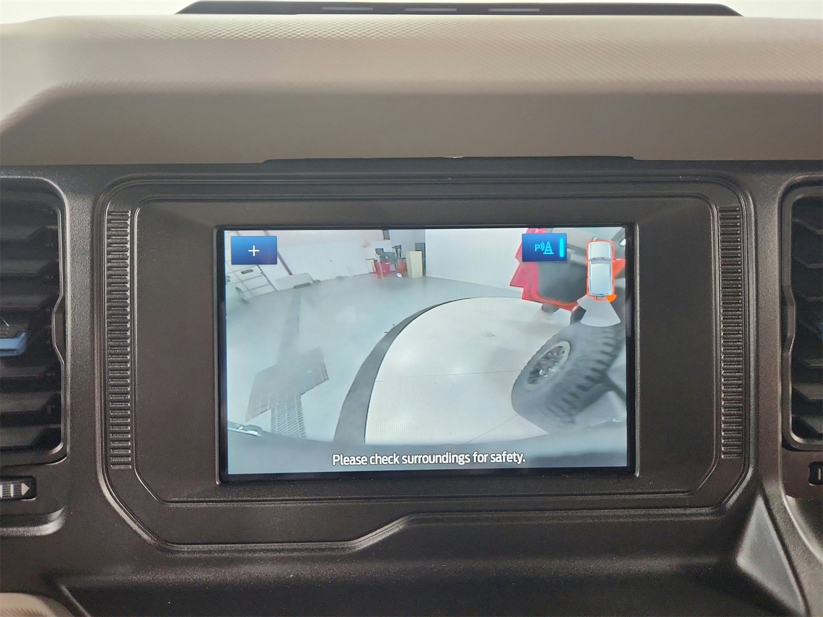 Used 2022 Ford Bronco Wildtrak image 29