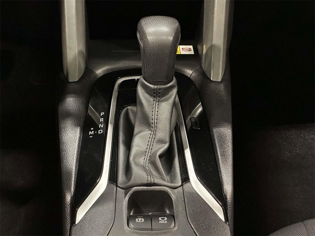 Used 2022 Toyota Corolla Cross LE image 21