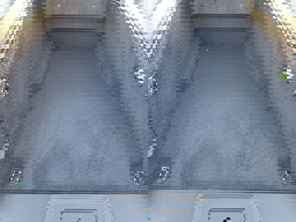 New 2026 Cadillac Escalade IQ Sport 1 w/ LPO, Floor Liner Package AWD/4WD image 28