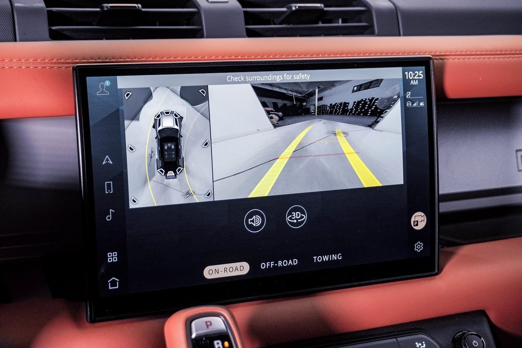 Used 2025 Land Rover Defender 110 image 23