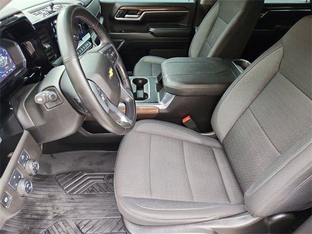 Used 2025 Chevrolet Silverado 2500 LT image 19