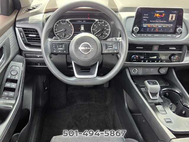 Certified 2023 Nissan Rogue SV FWD image 11