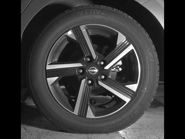 Used 2025 Nissan Sentra SV FWD image 12