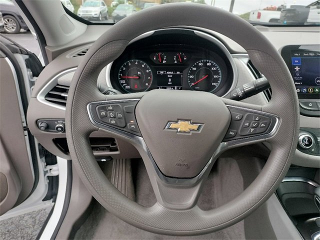Used 2024 Chevrolet Malibu LT image 31