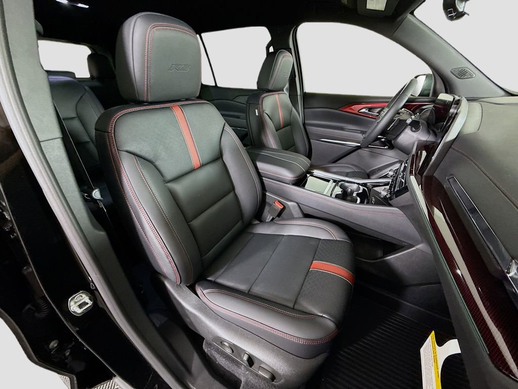 New 2026 Chevrolet Traverse RS w/ LPO, Floor Liner Package image 28