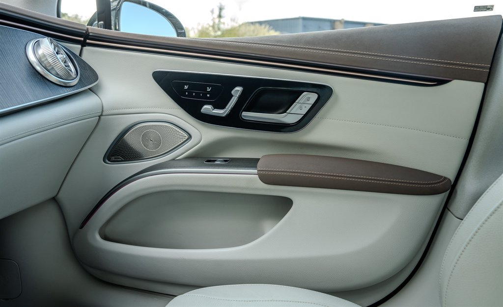 Used 2023 Mercedes-Benz EQS 450+ Sedan w/ AMG Line Exterior Package image 24