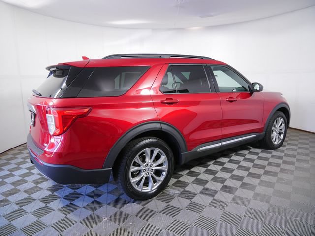 Certified 2020 Ford Explorer XLT w/ Equipment Group 202A AWD/4WD image 8