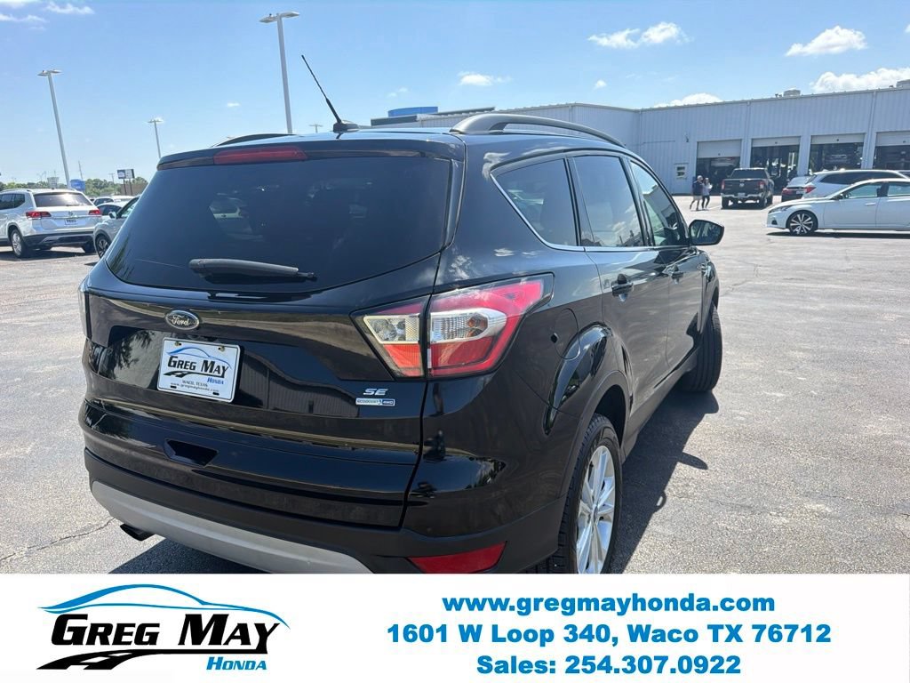 Used 2018 Ford Escape SE AWD/4WD image 3