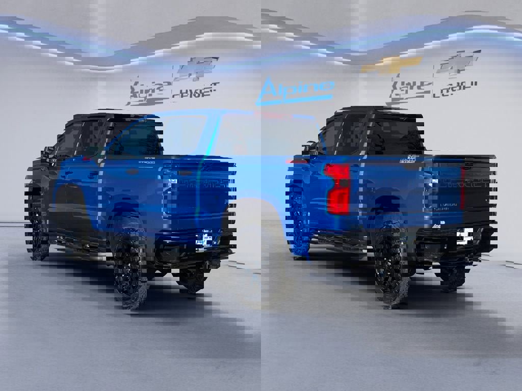 Used 2023 Chevrolet Silverado 1500 LT Trail Boss w/ Protection Package AWD/4WD image 3