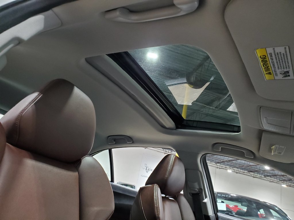 Used 2017 Acura TLX V6 FWD image 15