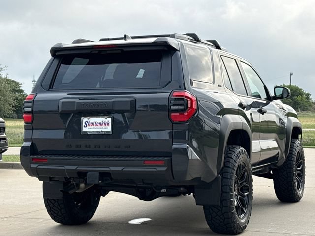 Used 2025 Toyota 4Runner SR5 AWD/4WD image 9