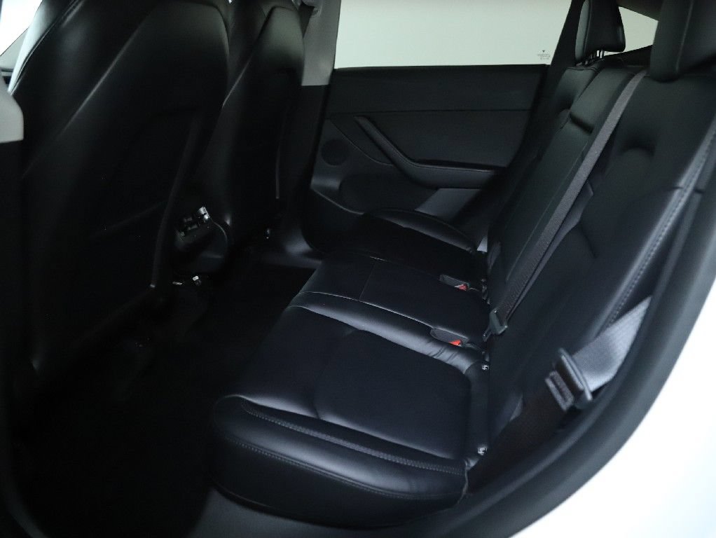 Used 2022 Tesla Model Y Performance AWD/4WD image 14