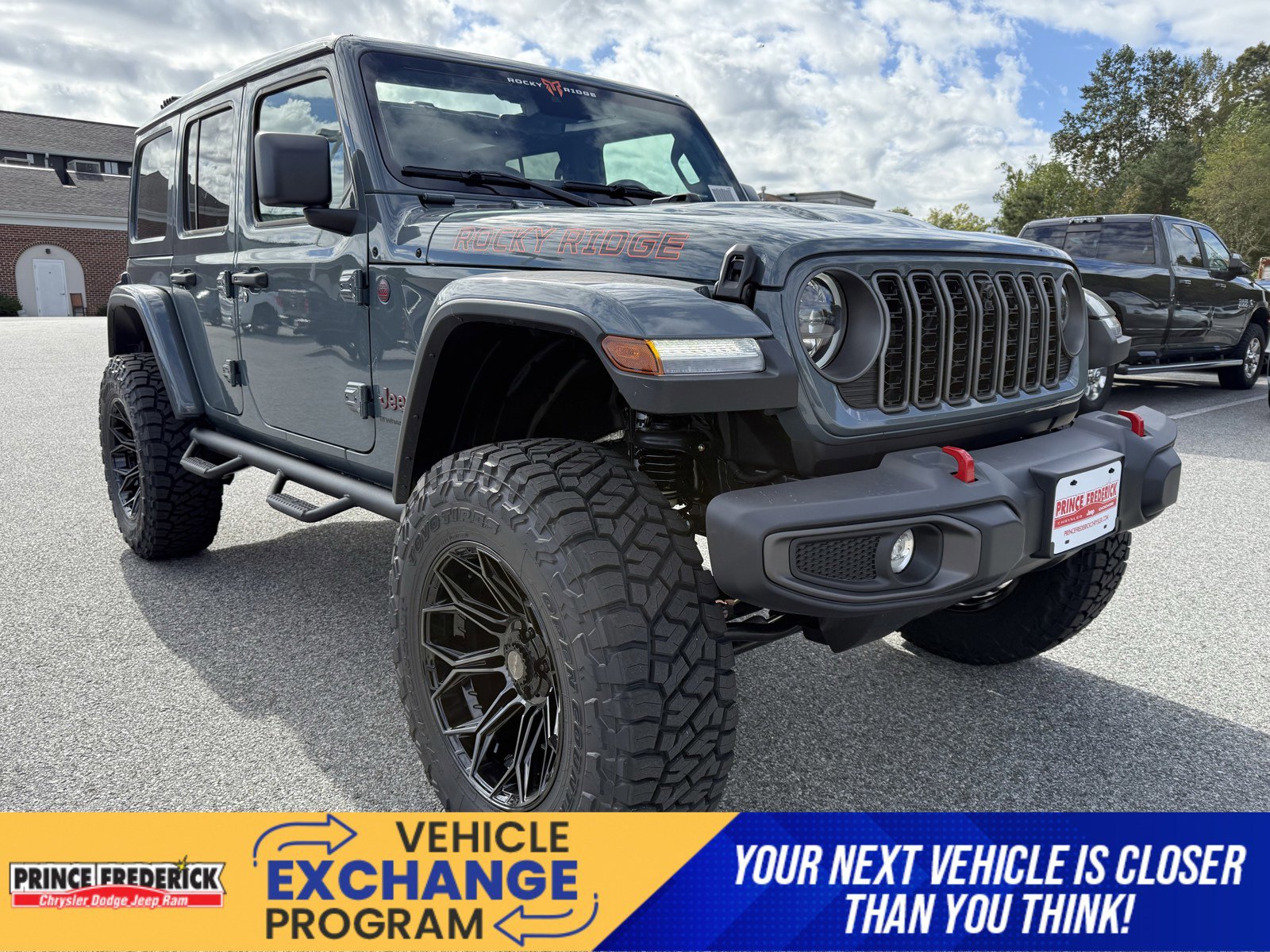 New 2025 Jeep Wrangler Unlimited Rubicon w/ Convenience Group AWD/4WD image 1
