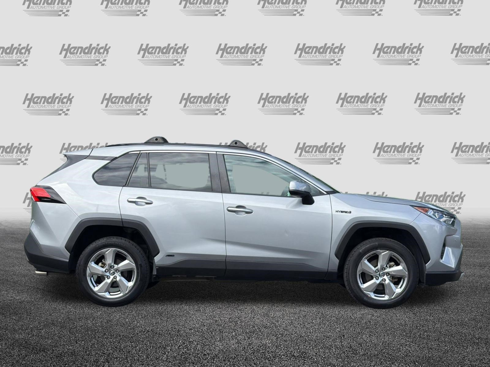 Used 2019 Toyota RAV4 Limited image 3