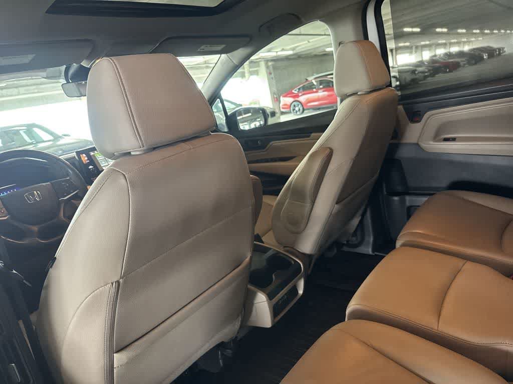 Used 2023 Honda Odyssey EX-L image 22
