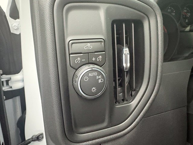 Used 2026 Chevrolet Silverado 1500 W/T w/ Trailering Package RWD image 12