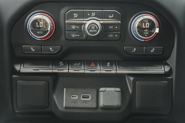 Used 2022 Chevrolet Silverado 1500 LT Trail Boss w/ LPO, Dark Essentials Package AWD/4WD image 25