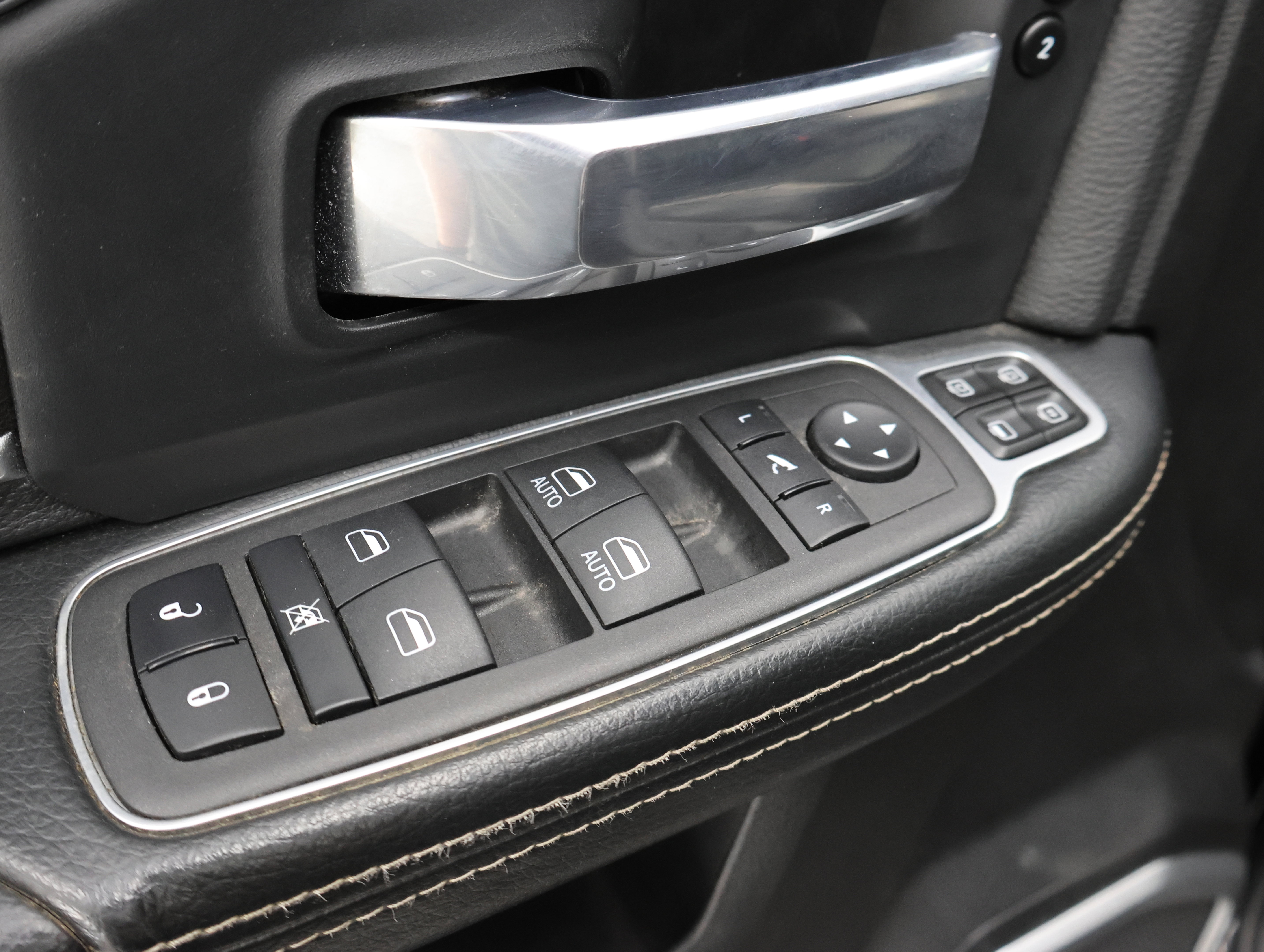 Used 2024 RAM 3500 Laramie w/ Night Edition AWD/4WD image 41