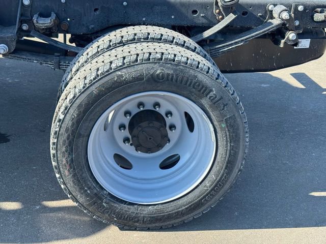 New 2026 Ford F550 4x4 Regular Cab Super Duty image 11