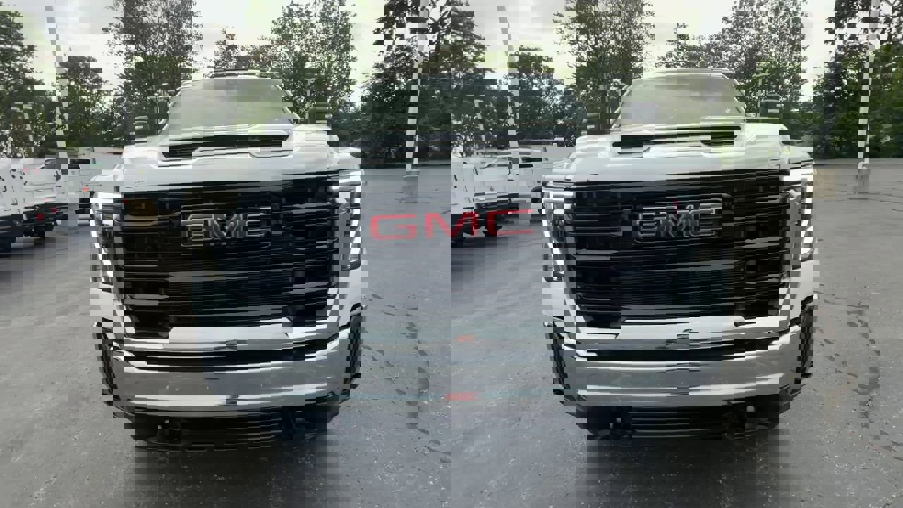 New 2025 GMC Sierra 2500 Pro w/ Convenience Package image 3