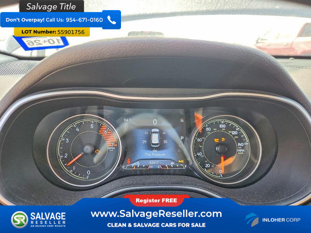 Used 2019 Jeep Cherokee Limited w/ Luxury Group AWD/4WD image 12