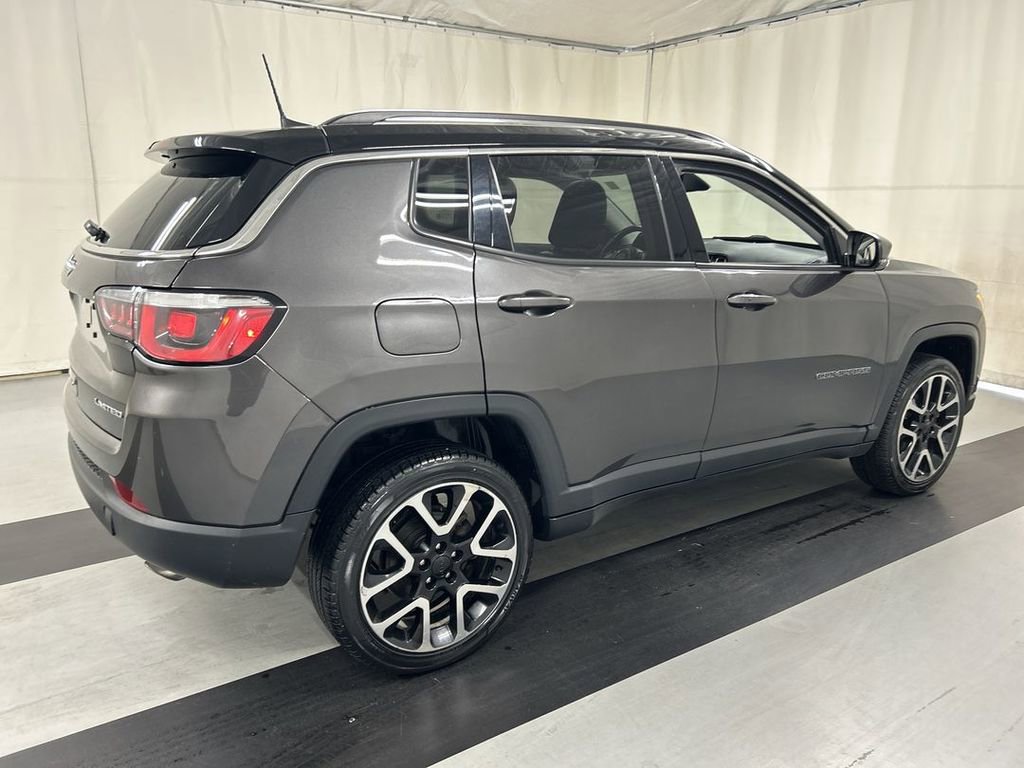 Used 2018 Jeep Compass Limited image 2
