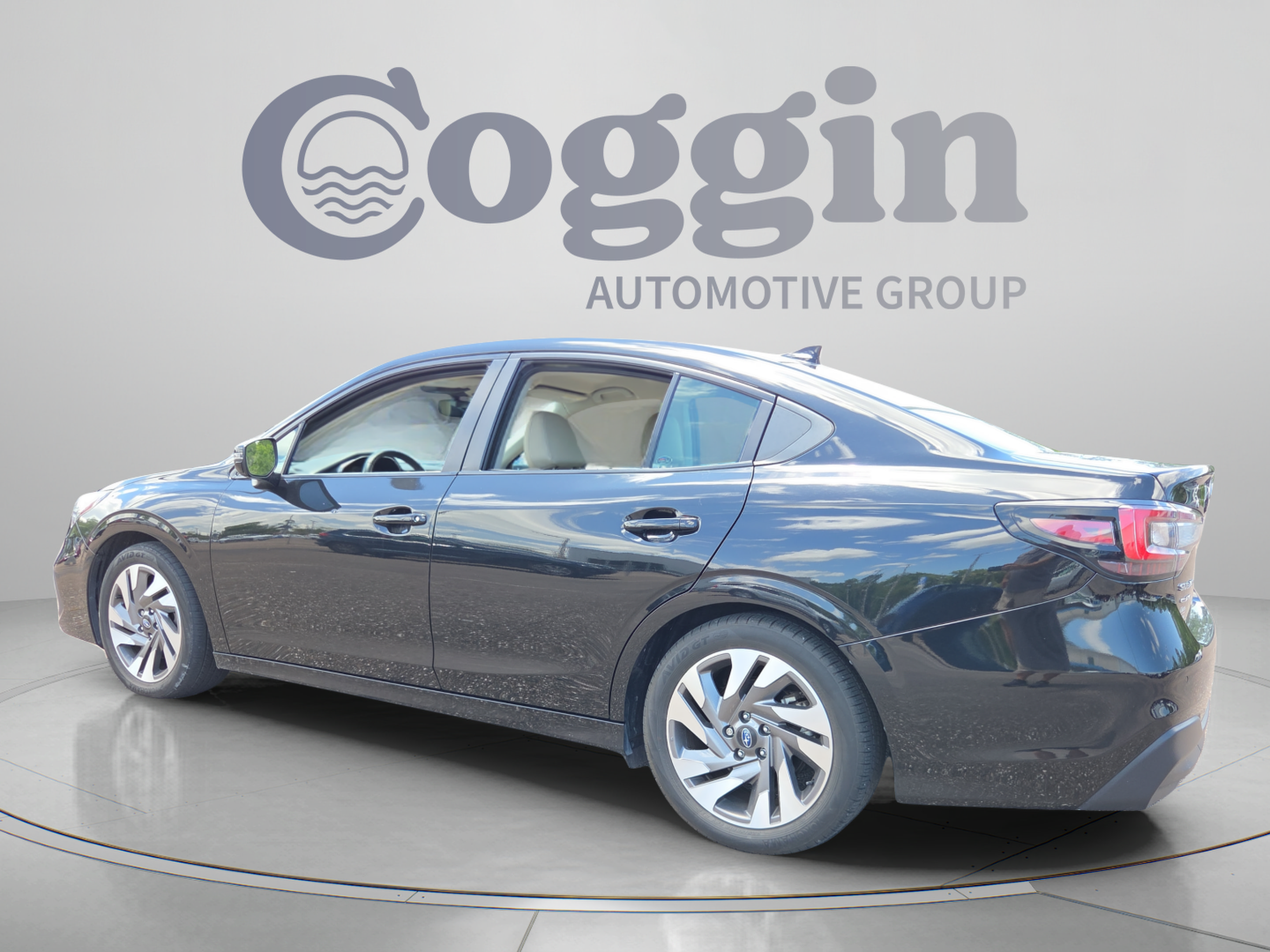 Used 2024 Subaru Legacy Limited AWD/4WD image 3