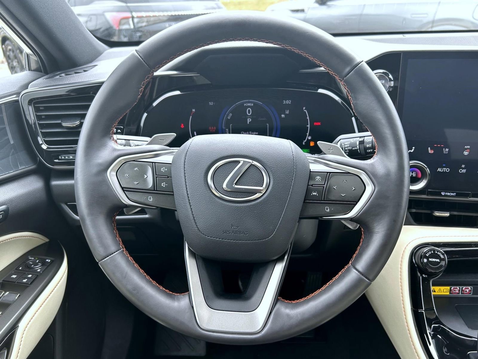 Used 2024 Lexus NX 350h AWD image 11