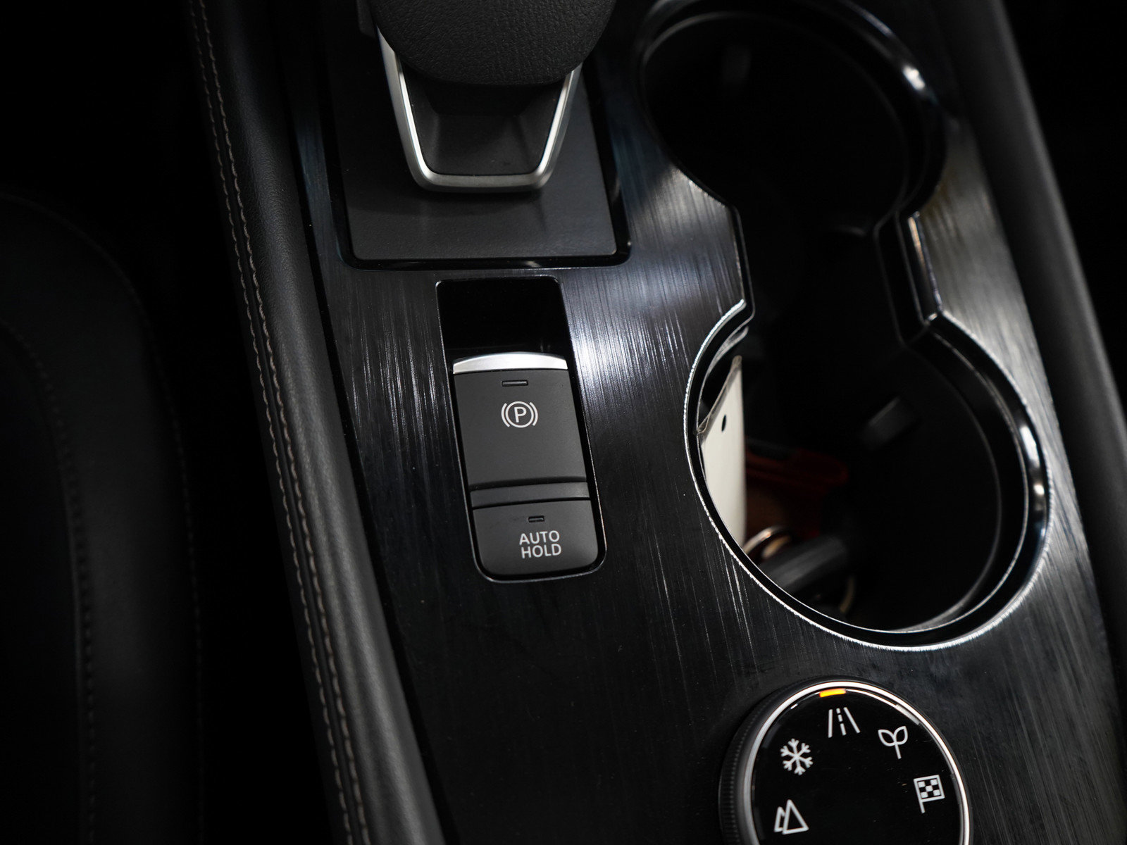 Used 2022 Nissan Rogue Platinum w/ Head-Up Display Package image 29