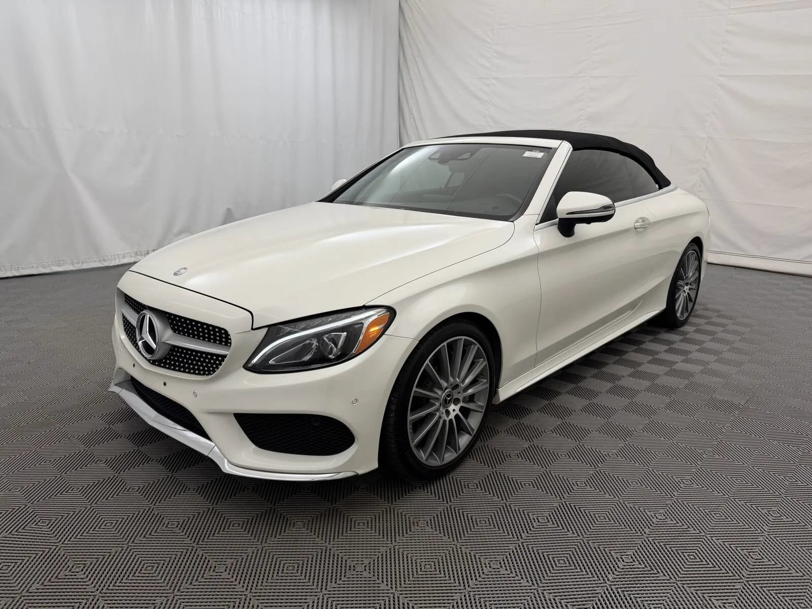 Used 2017 Mercedes-Benz C 300 Cabriolet image 9