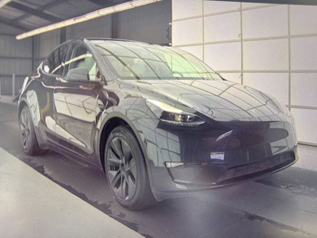 Used 2024 Tesla Model Y Long Range AWD/4WD video 1