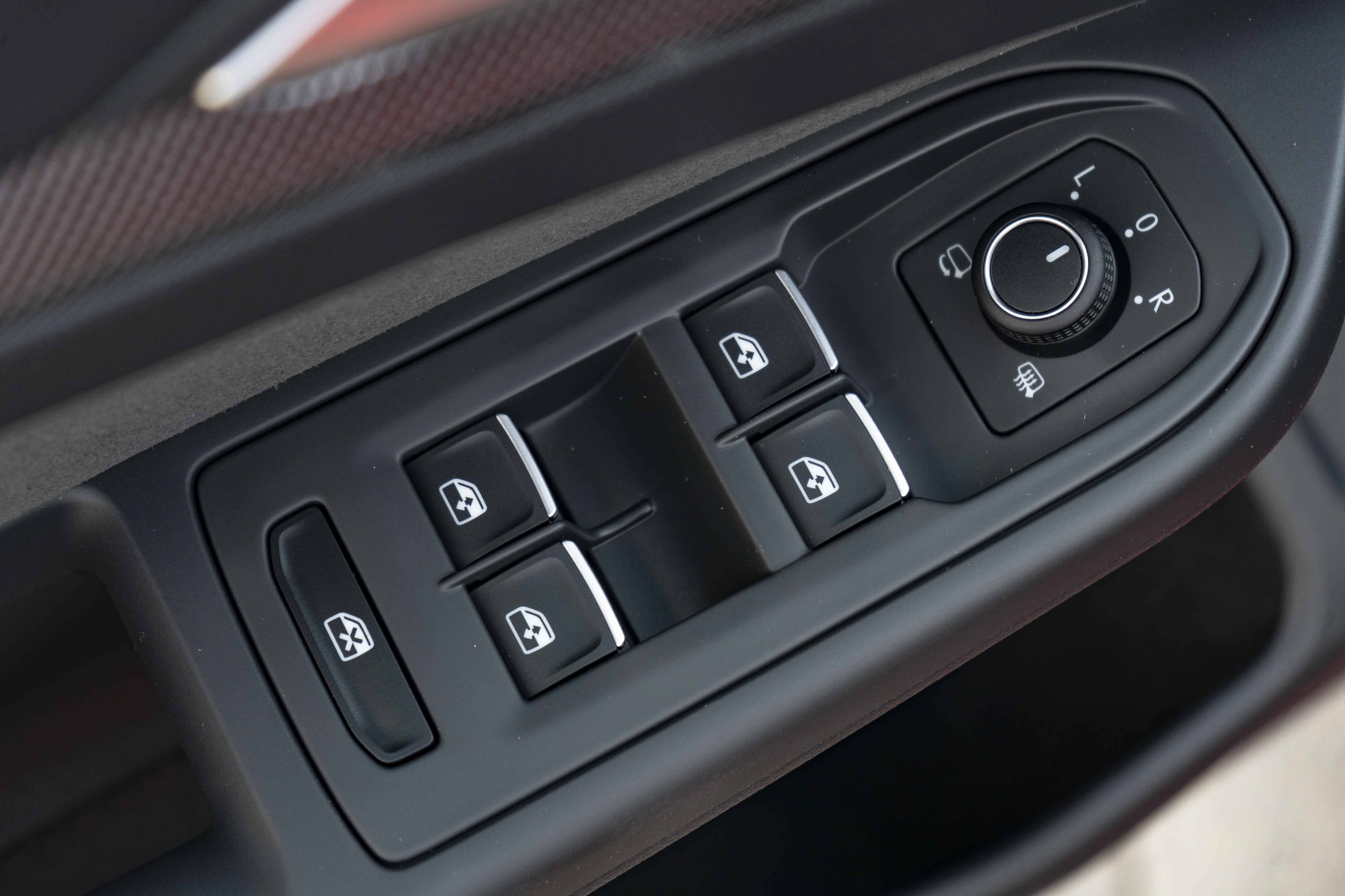 Certified 2026 Volkswagen GTI S FWD image 36