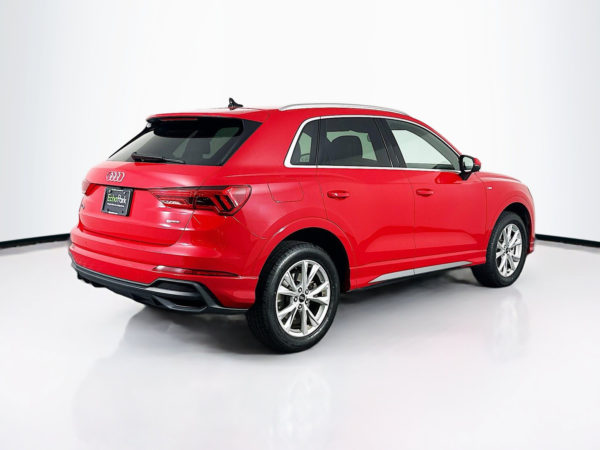 Used 2024 Audi Q3 2.0T Premium AWD/4WD image 9