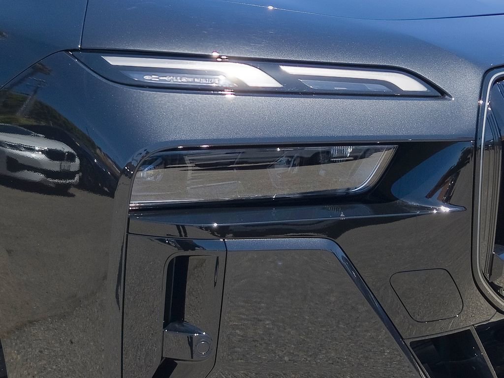 New 2026 BMW i7 eDrive50 w/ M Sport Package RWD image 6