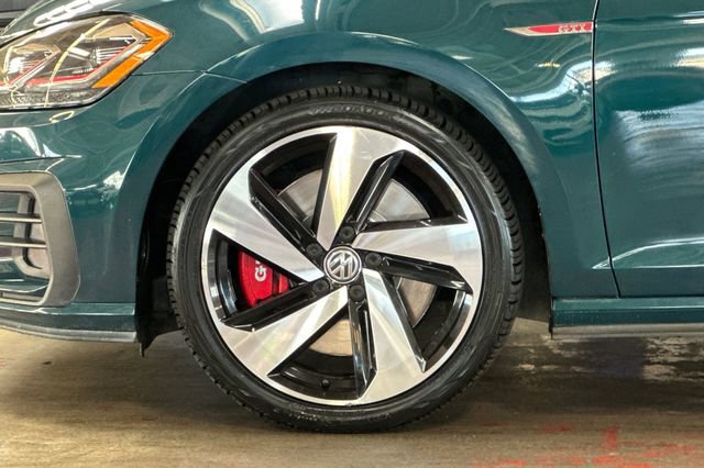 Used 2018 Volkswagen GTI SE w/ SE Leather Package image 33
