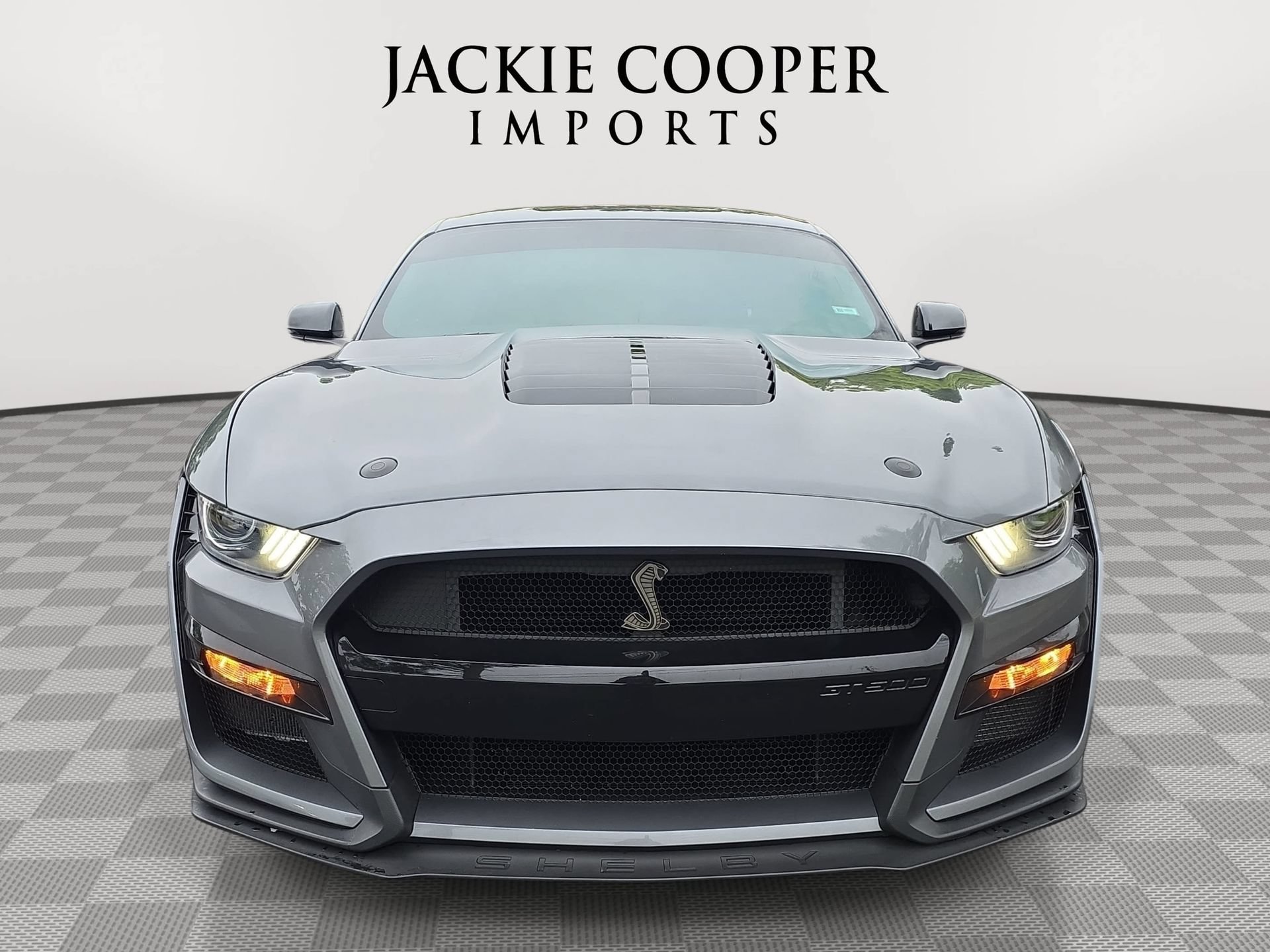 Used 2022 Ford Mustang Shelby GT500 w/ Technology Package RWD image 2