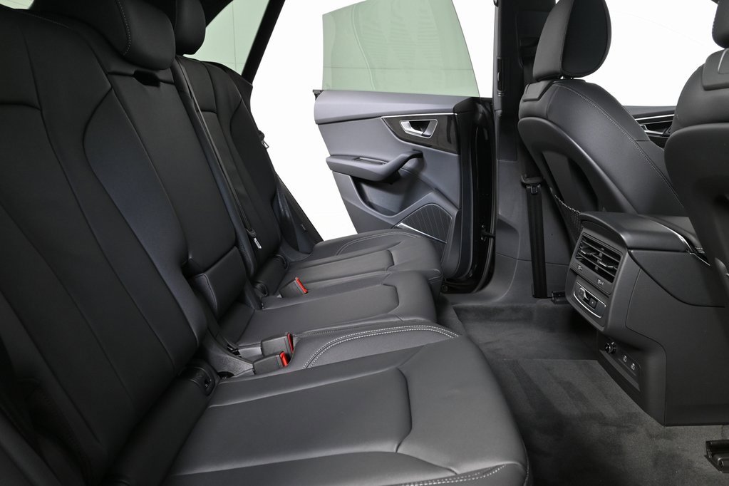 New 2026 Audi Q8 Premium image 20